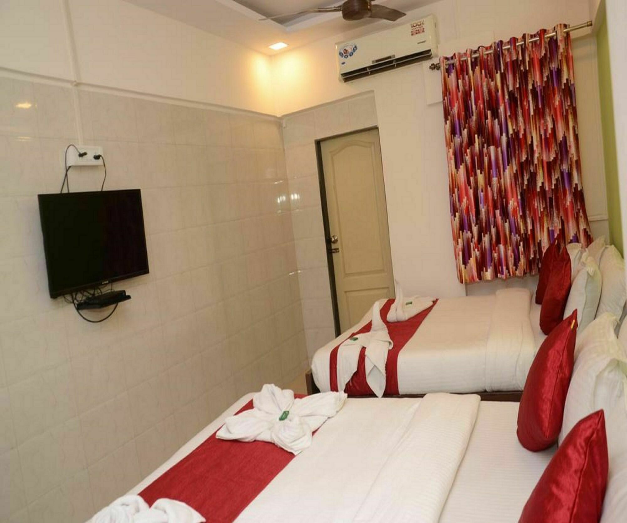 Anil Guest House ムンバイ エクステリア 写真